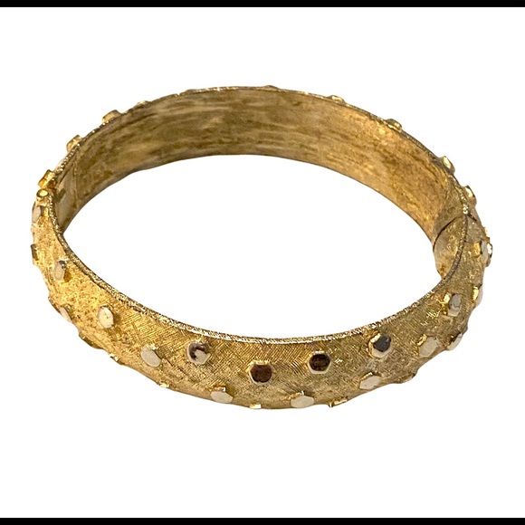 Coro Jewelry - CORO Vintage Clamper bracelet hinged gold
